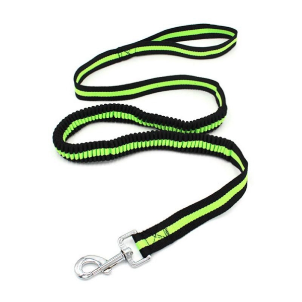 Støtdempende elastisk hundebånd som kan strekke seg fra 130 til 210 cm. Hundebåndet har håndtak nede ved festet til hundens halsbånd/sele for ekstra kontroll. hundebånd, kobbel, leiebånd, hundelenke
