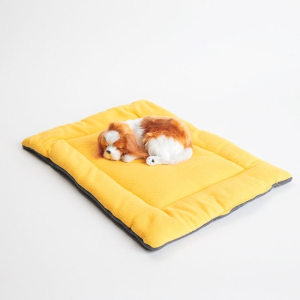 ➤ Myk og god hundemadrass / burmadrass i fleece stoff ➤➤ Perfekt som burmadrass eller hundeteppe. Kommer i mange størrelser. Kan vaskes i vaskemaskin